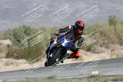media/Dec-01-2025-Moto Forza (Mon) [[2daa91e15f]]/2-Intermediate Group/Session 2 Turn 9 Entry/